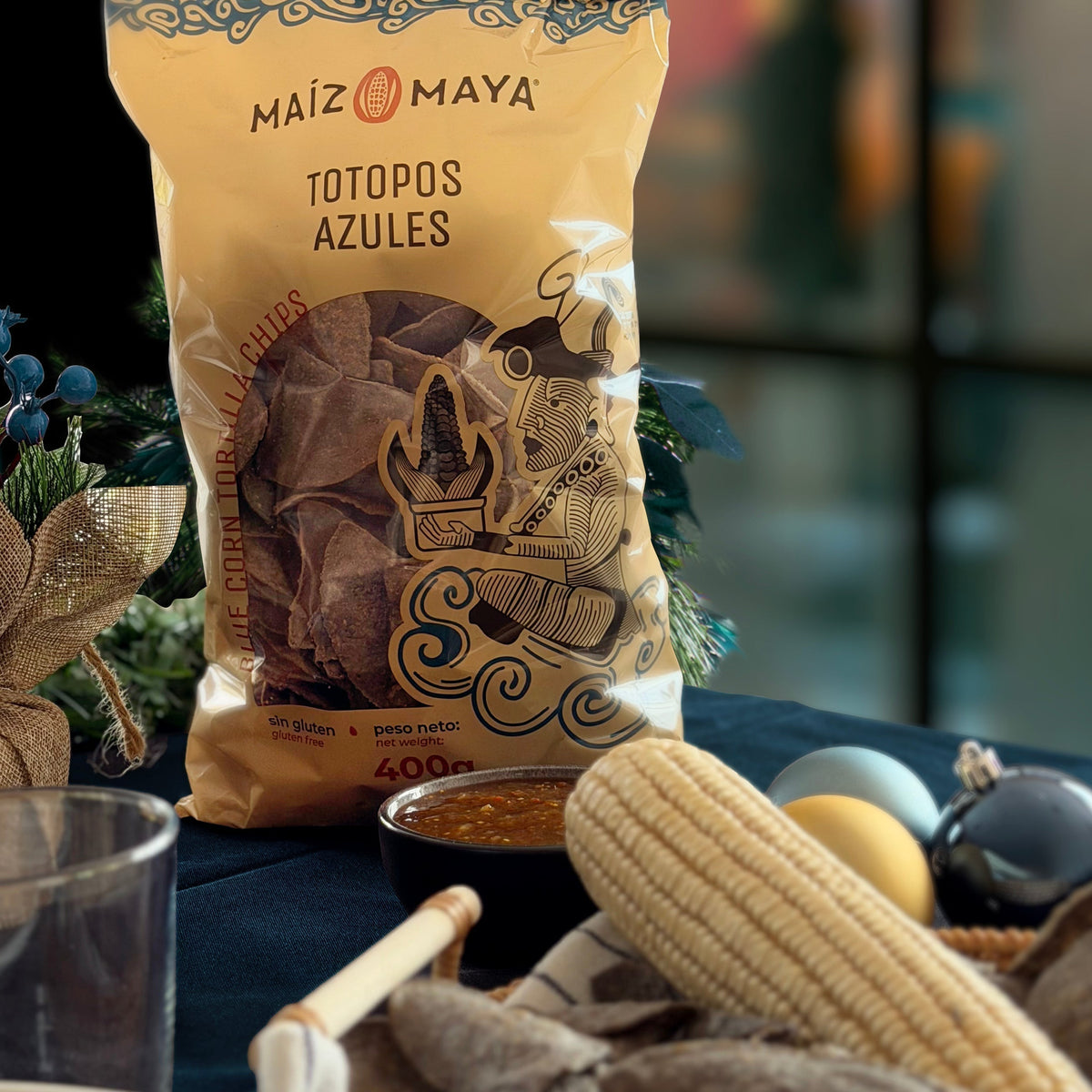 Totopos Azules Maíz Maya: el sabor que ilumina tu mesa esta Navidad