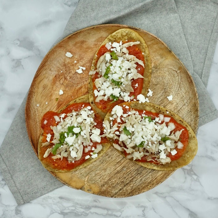 Receta de chalupitas de pollo y salsa roja