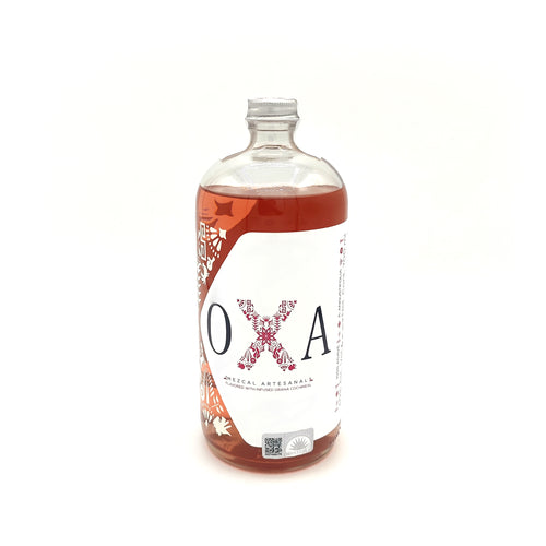 Mezcal Artesanal Espadín con Grana de Cochinilla Oxa 700ml