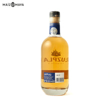 Cargar imagen en el visor de la galería, Tequila Reposado Cruzplata