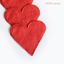 Cargar imagen en el visor de la galería, Tortillas Corazón Rojas Maíz Maya 12cm (250gr) - Maíz Maya - Tortillas Maya
