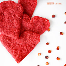 Cargar imagen en el visor de la galería, Tostadas Rojas Corazón Maíz Blanco 10 uds - 130 g - Maíz Maya - Tortillas Maya