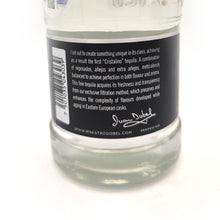 Cargar imagen en el visor de la galería, Tequila Maestro Dobel Diamante Cristalino 700ml